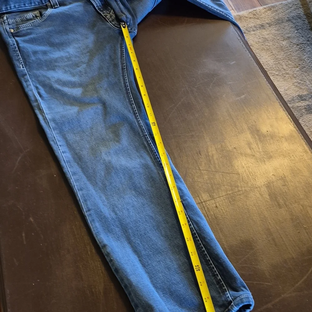 Burberry Jeans Equestrian Knight Design.Sz.W.31×L27.75" Rise 9". - Picture 17 of 17